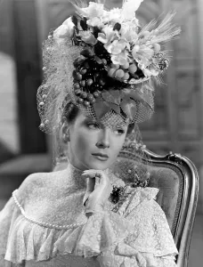 Hand To Chin Prints: KIND HEARTS AND CORONETS, Joan Greenwood, 1949