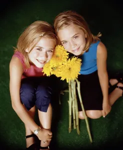 Mary Kate Prints: TWO OF A KIND, from left: Ashley Olsen, Mary-Kate Olsen, (1998), 1998-99