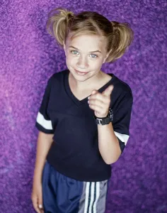 Pigtails Prints: TWO OF A KIND, Mary-Kate Olsen, (1998), 1998-99