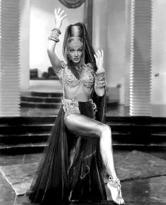 KISMET, Marlene Dietrich, 1944