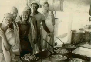 Communes Prints: Kitchen workers at the People's Temple Agricultural Project