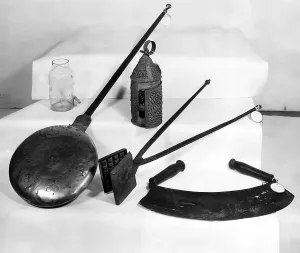 Appliance Prints: Kitchenware, Early American household appliances