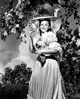 Jsx 73 Prints: KITTY, Paulette Goddard, 1945