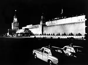 Russia Prints: Kremlin, Moscow.with Lenin's tomb and Red Square