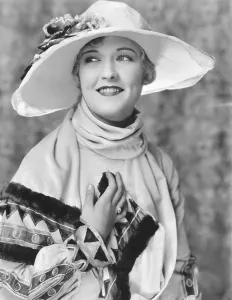 1920s Fashion Prints: Laura La Plante, 1920s