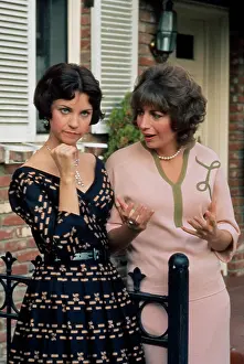 : LAVERNE AND SHIRLEY, from left: Cindy Williams, Penny Marshall, 1976-1983