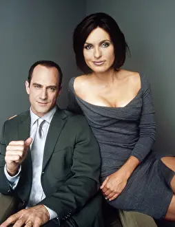 Mariska Prints: LAW & ORDER: SPECIAL VICTIMS UNIT