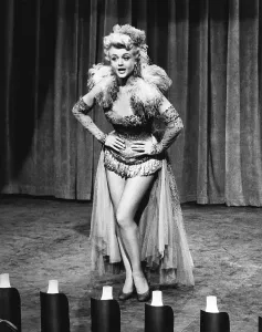 Images Dated 13th December 2013: A LAWLESS STREET, Angela Lansbury, 1955
