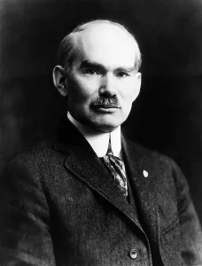 Images Dated 8th March 2007: Lee DeForest, 1923. Courtesy: CSU Archives/Everett Collection