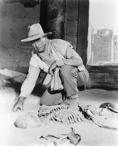 Images Dated 28th March 2013: LEGEND OF THE LOST, John Wayne, 1957