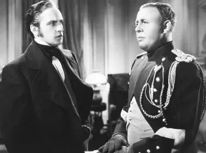 Images Dated 30th December 2013: LES MISERABLES, from left: Fredric March