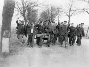 Liberated Prints: Liberated Russians, slave laborers and soldiers