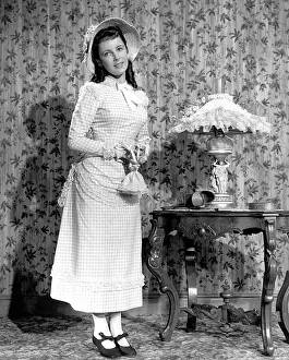 LIFE WITH FATHER, Elizabeth Taylor, 1947