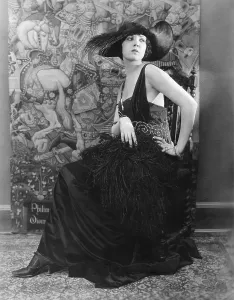 2016 Prints: Lila Lee, 1918