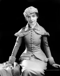 Fur Collar Prints: Lillian Gish, 1920s