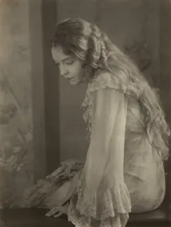 Actresses Prints: Lillian Gish as Yelena Andreyevna in Jed Harris's 1930 Broadway production of Uncle Vanya'