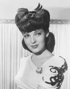 Darnell Prints: Linda Darnell, 1943