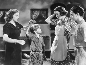 Astor Prints: LISTEN, DARLING, from left: Judy Garland