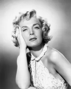 Lizabeth Prints: Lizabeth Scott, 1951