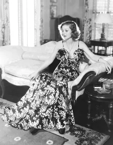 Images Dated 10th February 2014: Loretta Young in black and white satin formal evening gown, 1935