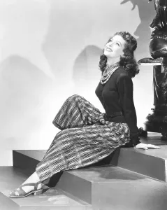 Images Dated 10th February 2014: Loretta Young, early 1940s