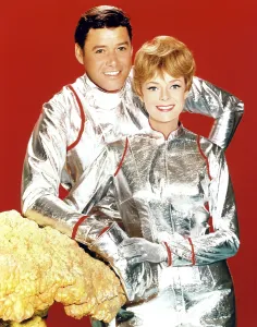 1307tvorigcore Prints: LOST IN SPACE, Guy Williams, June Lockhart, 1965-1968