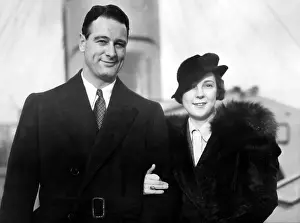 Gehrig Prints: Lou Gehrig and bride Eleanor arrive back in New York after a world tour