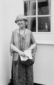 August Prints: Louise Closser Hale (1872-1933)