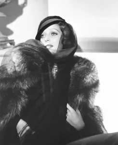 Images Dated 31st January 2014: LOVE IS NEWS, Loretta Young, 1937