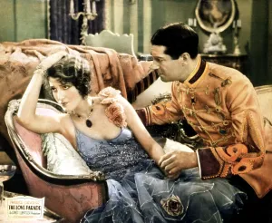 Sofa Prints: THE LOVE PARADE, Jeanette MacDonald, Maurice Chevalier, 1929