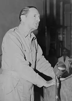Microphones Prints: MacArthur addresses Philippine Congress on July 9