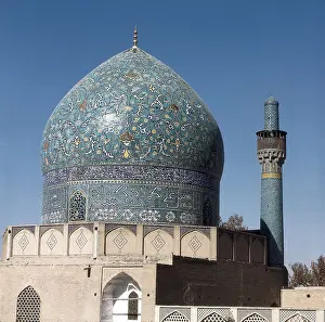 Persians Prints: Madrasah-ye Chahar Bagh or Madar-e Shah (the King's Mother)