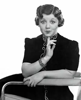 Hands On Face Prints: Mae Questel, 1936. Courtesy: CSU Archives / Everett Collection