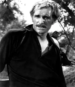 Jsib Prints: MAJOR DUNDEE, Richard Harris, 1965, Photo by: Everett Collection (52566.jpg)