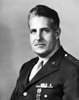 General Prints: Major General Leslie R. Groves. ca. 1940s Courtesy: CSU Archives/Everett Collection