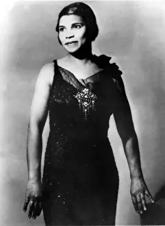 Anderson Prints: Marian Anderson, portrait, 1930s. Courtesy: CSU Archives / Everett Collection