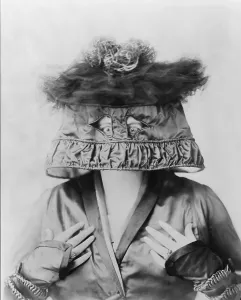 August Prints: Marie Dressler (1868-1934), Canadian born comedienne