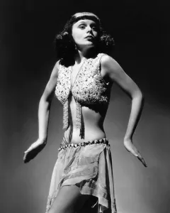 Posing Prints: Marie Wilson, walking like an Egyptian, ca. 1940s