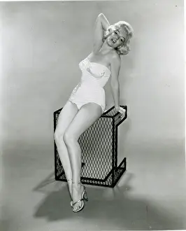 1409mam Prints: Marilyn Monroe, 1953. - Photo: Courtesy Everett Collection