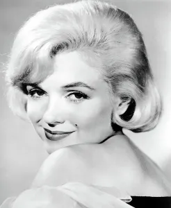 Loving Prints: MARILYN MONROE, c. 1960s