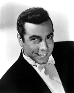 Bowtie Prints: MARIO LANZA