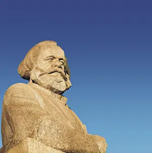 Moskva Prints: MARX, Karl (1818-1883). Upper Dtail of the monument to Karl Marx