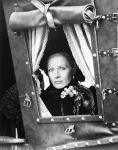 Redgrave Prints: MARY, QUEEN OF SCOTS, Vanessa Redgrave, 1971