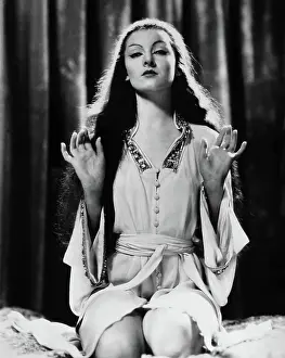 Images Dated 7th June 2019: THE MASK OF FU MANCHU, Myrna Loy, 1932