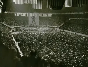 Protesters Prints: Massive anti-Nazis demonstration calls for a Boycott of Nazi Germany