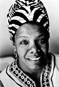 Poet Prints: MAYA ANGELOU, circa 1976. Courtesy: CSU Archives / Everett Collection