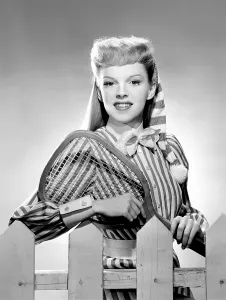 Tennis Racquet Prints: MEET ME IN ST. LOUIS, Judy Garland, 1944