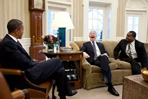 Obama Prints: Megachurch Pastor Joel Hunter laughs out loud in a meeting with President Barack Obama