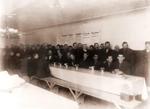 Soup Kitchen Prints: Men dining at New York's Municipal Lodging House in 1908