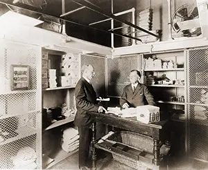 Images Dated 6th January 2009: Two men in vault at the Treasury Department for daily working funds